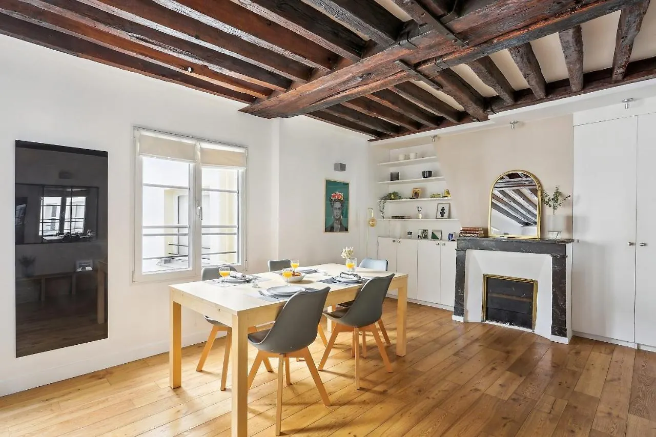 Les Halles & Rue Montorgueil - Cityapartmentstay Paris France