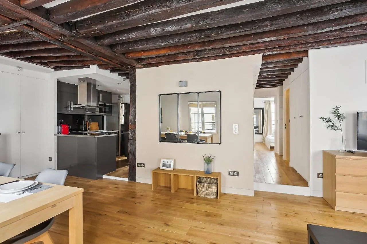 Les Halles & Rue Montorgueil - Cityapartmentstay Paris France