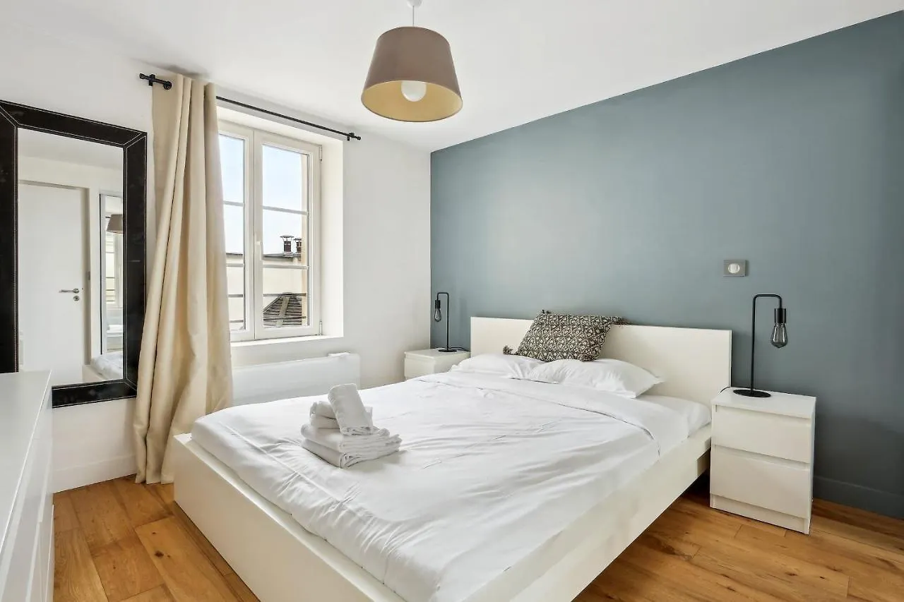 Les Halles & Rue Montorgueil - Cityapartmentstay Paris